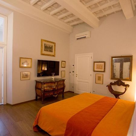 Borgo Pinti Suites Le Stanze Dei Nobili Florenz Exterior foto