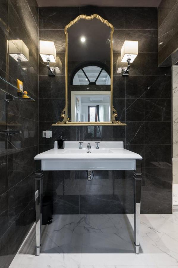 Borgo Pinti Suites Le Stanze Dei Nobili Florenz Exterior foto