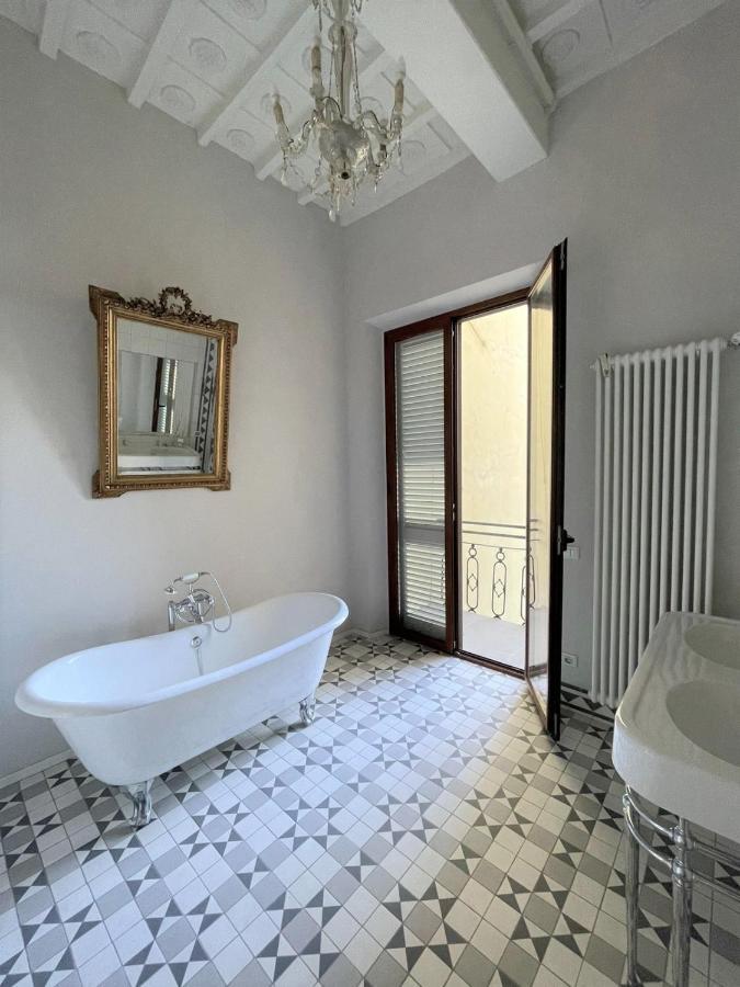 Borgo Pinti Suites Le Stanze Dei Nobili Florenz Exterior foto