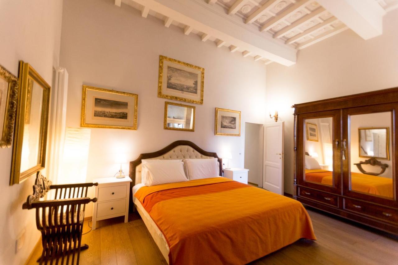 Borgo Pinti Suites Le Stanze Dei Nobili Florenz Exterior foto