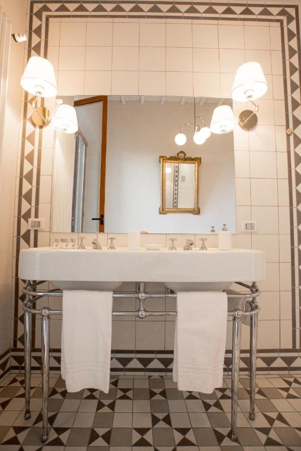 Borgo Pinti Suites Le Stanze Dei Nobili Florenz Exterior foto