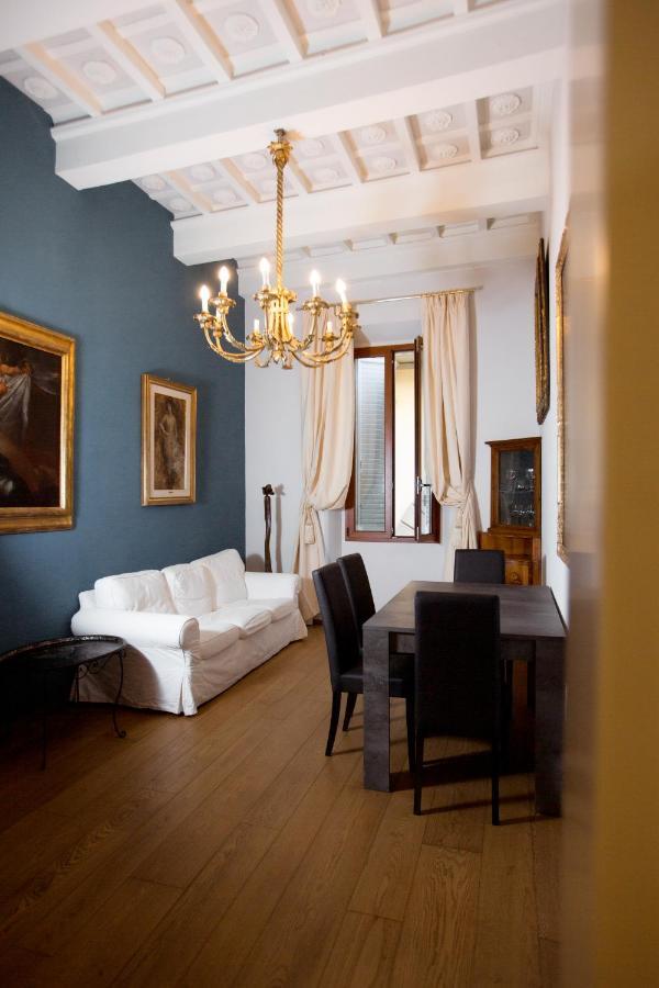 Borgo Pinti Suites Le Stanze Dei Nobili Florenz Exterior foto