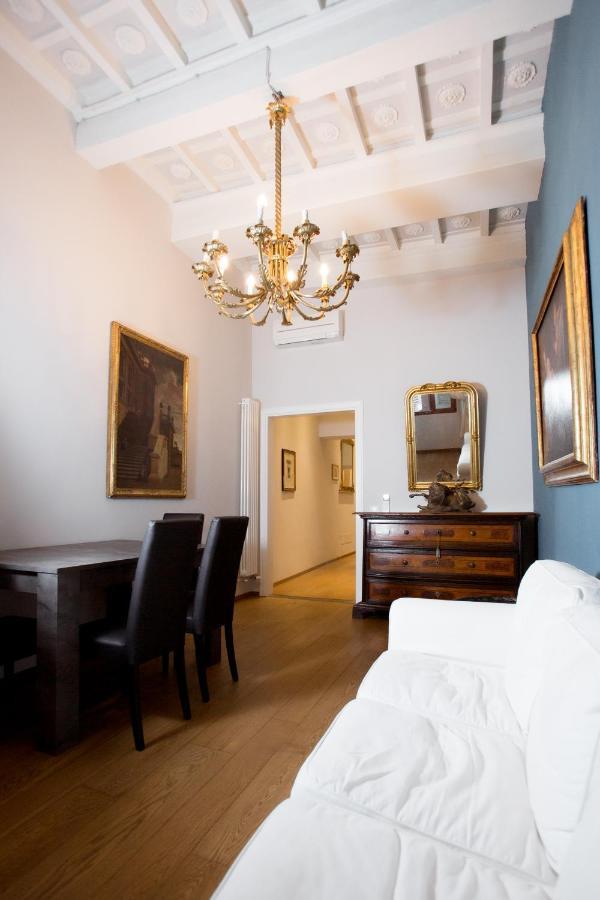 Borgo Pinti Suites Le Stanze Dei Nobili Florenz Exterior foto